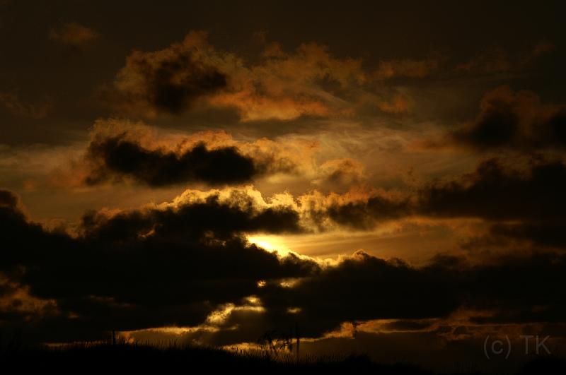 PICT93367_090105_Heaphy_3.jpg - Sonnenuntergang an der Westküste (Heaphy Hut)